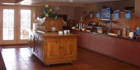 Hotel Express & By Ihg 3*