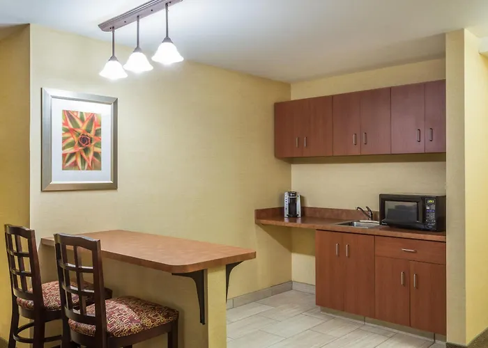 Express & By Ihg Hotel 3*