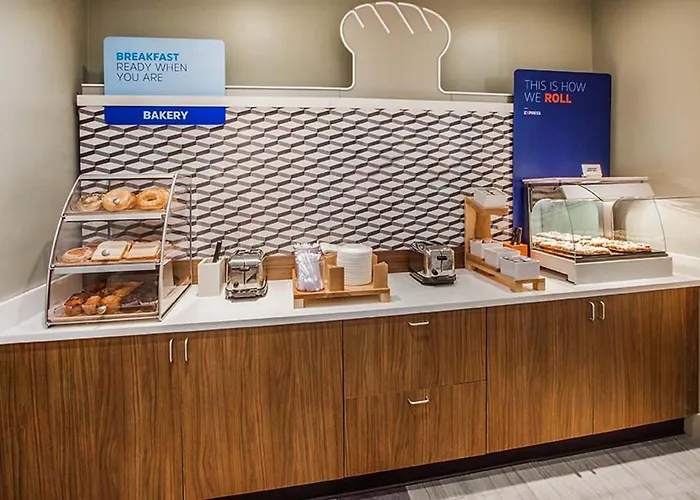 Express & By Ihg Nogales