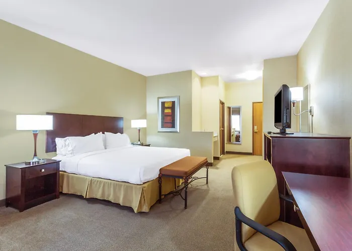 Express & By Ihg