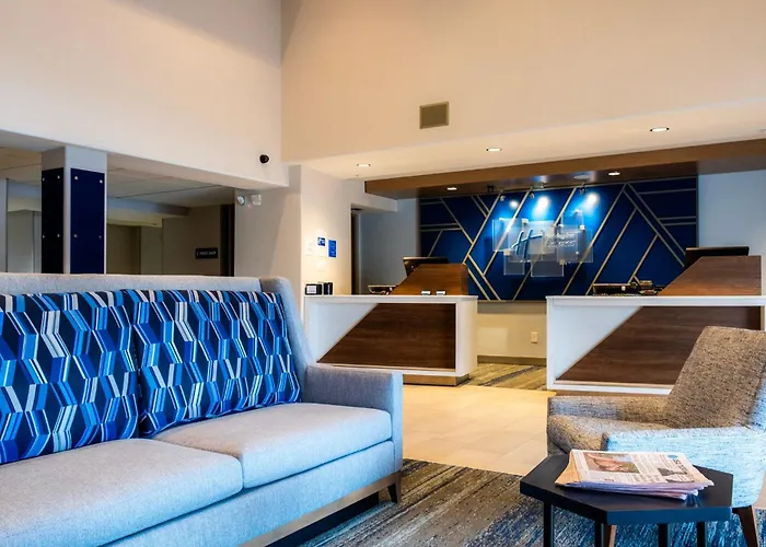 Express & By Ihg Hotel
