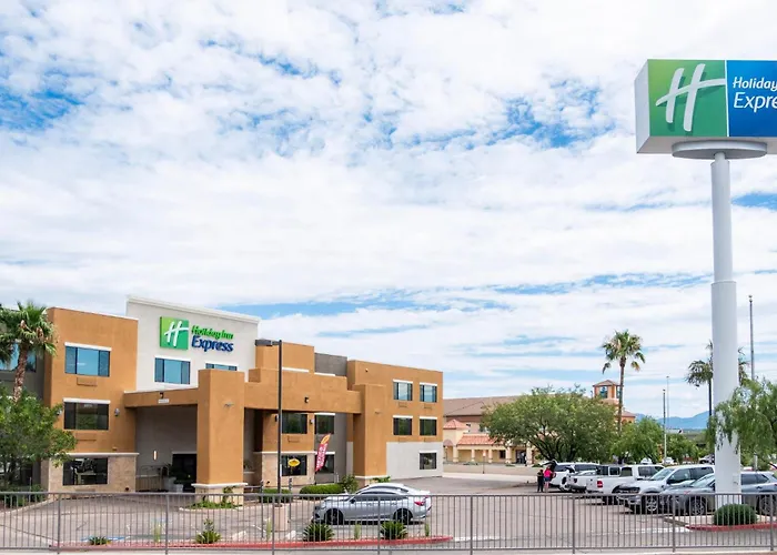Hotel Express & By Ihg 3*