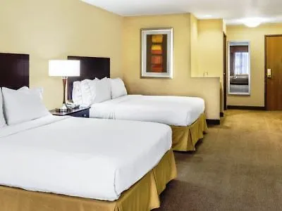 Hotel Express & By Ihg 3*